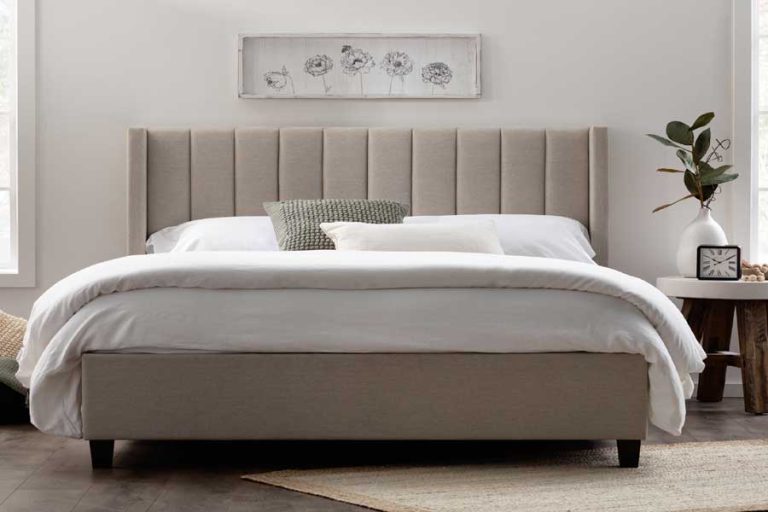 مزایا و معایب تختخواب‌های پارچه‌ای؛ تختخواب‌های پارچه‌ای بهترند یا چوبی