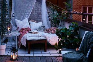 تبدیل بالکن به فضای دنج