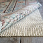 لیز خوردن فرش روی سرامیک